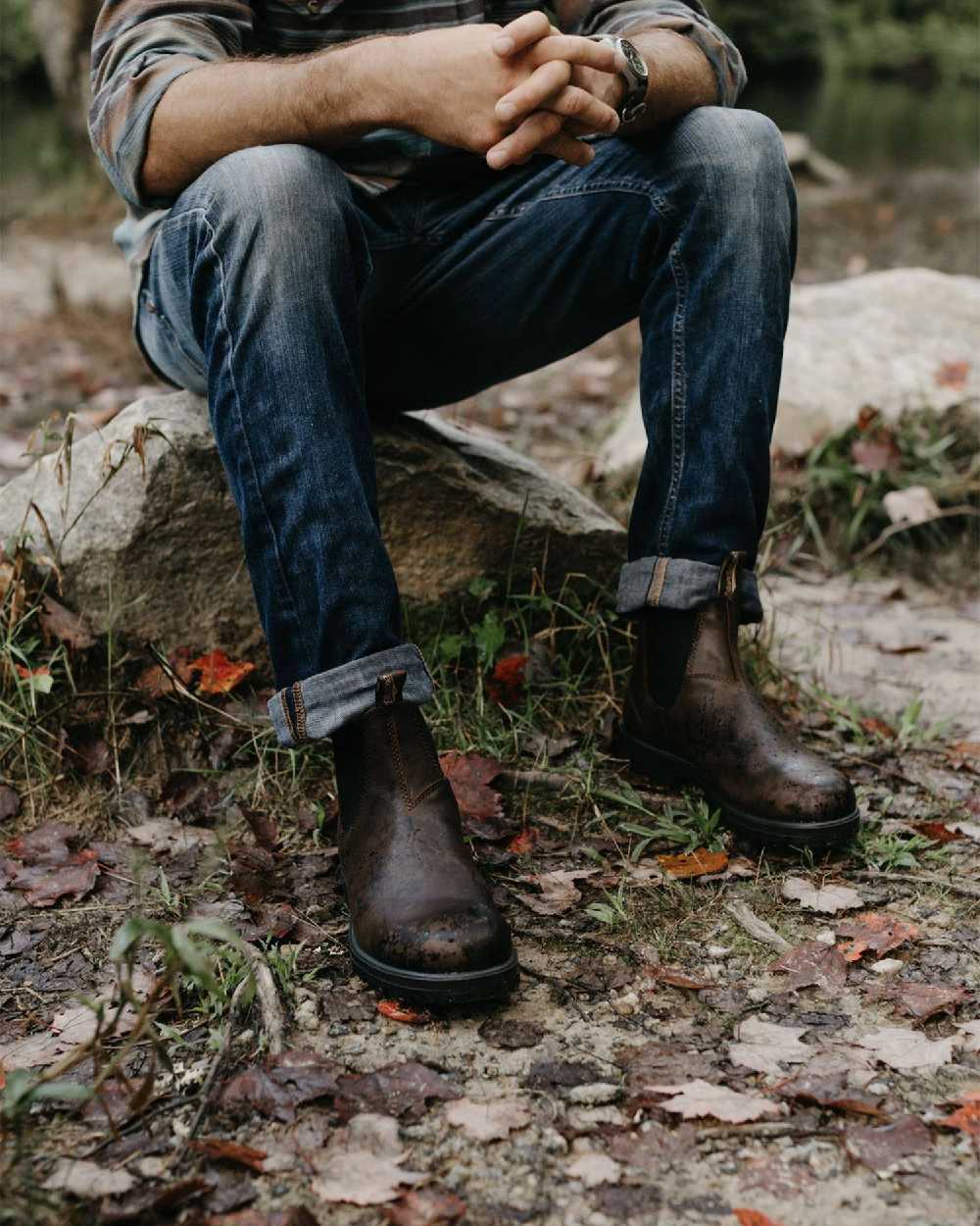 Antique brown coloured Blundstone 1609 Antique Brown Boots on forest background