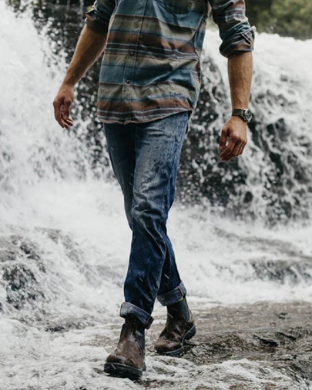Antique brown coloured Blundstone 1609 Antique Brown Boots on waterfall background