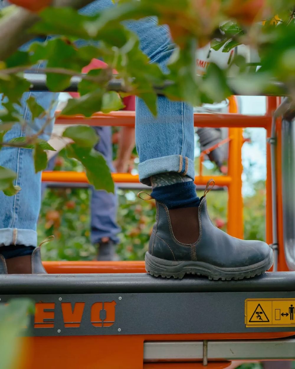 Brown coloured Blundstone 192 Safety Boots on vehicle background