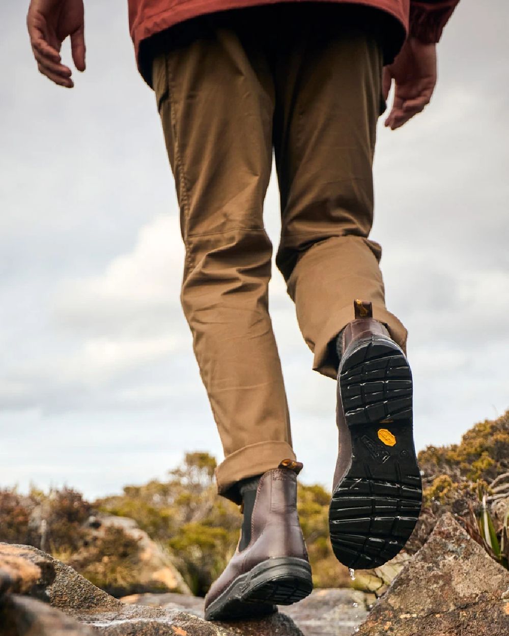 Cocoa Brown Coloured Blundstone 2057 Cocoa Brown Chelsea Boots on outdoor background