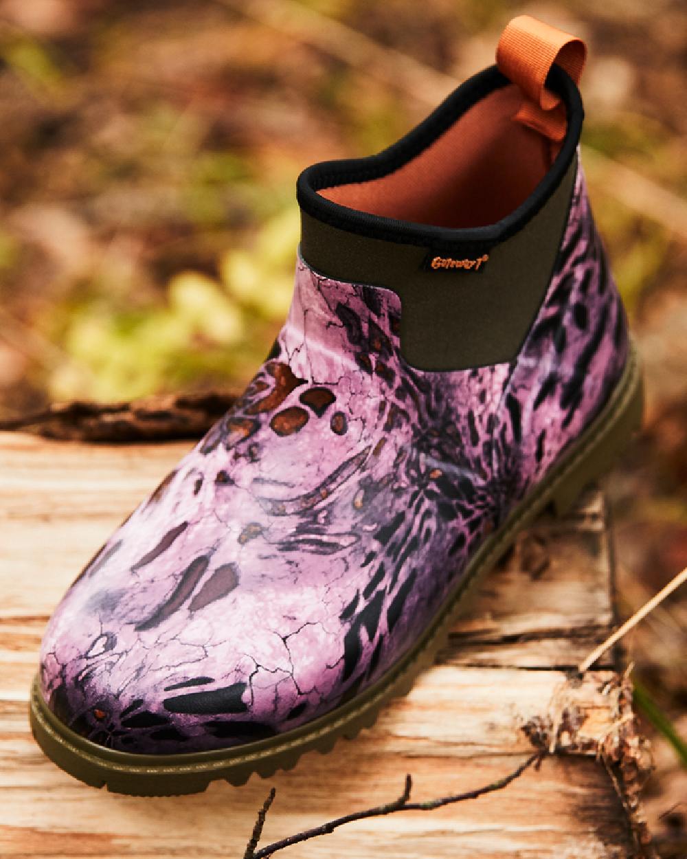 Prym1 Pink Out Coloured Gateway1 Ascot Lady 6 3mm Boots on outdoor background