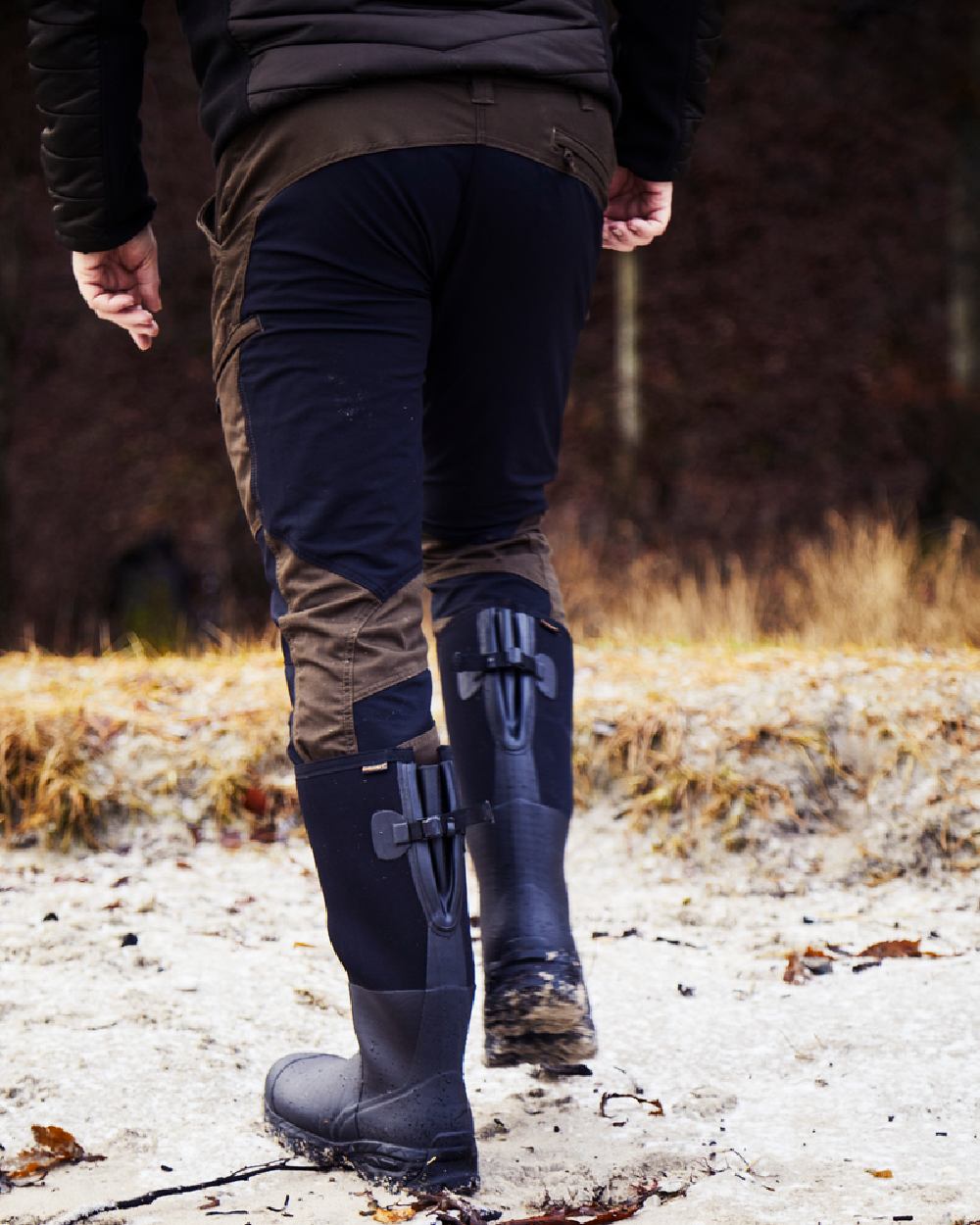 Black Coloured Gateway1 Icebeater 18" 7mm Boots on outdoor background