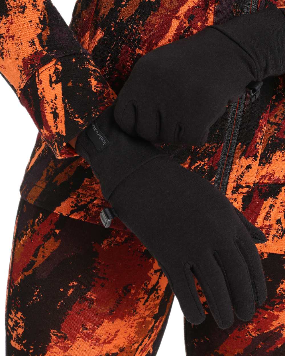 Black Coloured Icebreaker Unisex Merino Blend 360 Sierra Gloves on white background