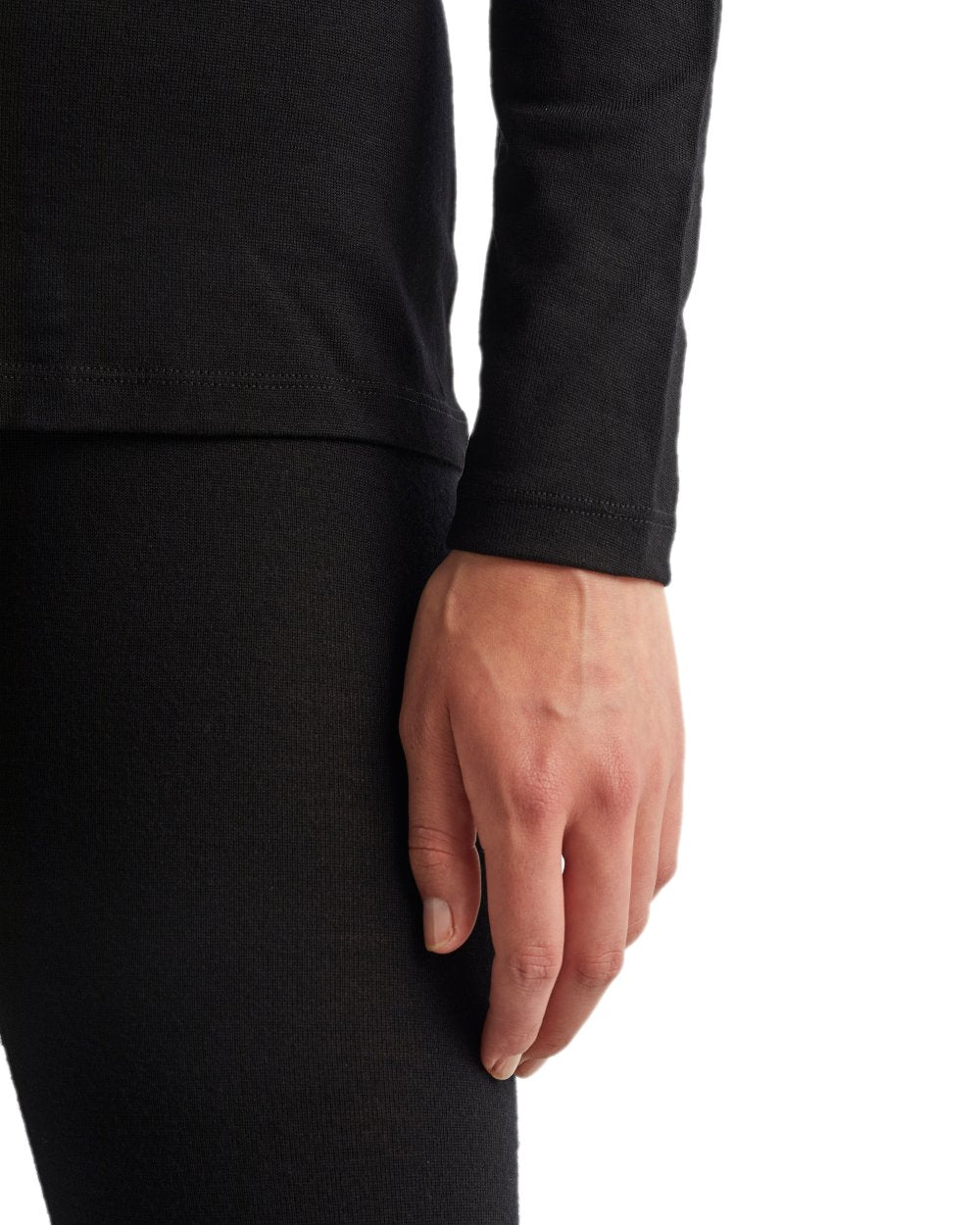 Black Coloured Icebreaker Womens 260 Tech Crewe Thermal Top on white background