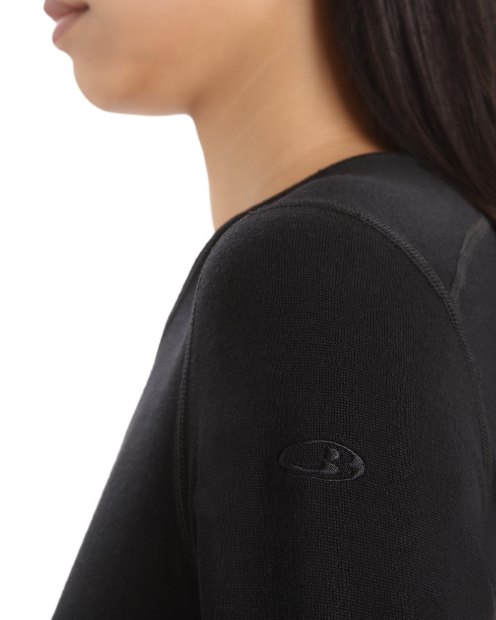 Black Coloured Icebreaker Womens 260 Tech Crewe Thermal Top on white background