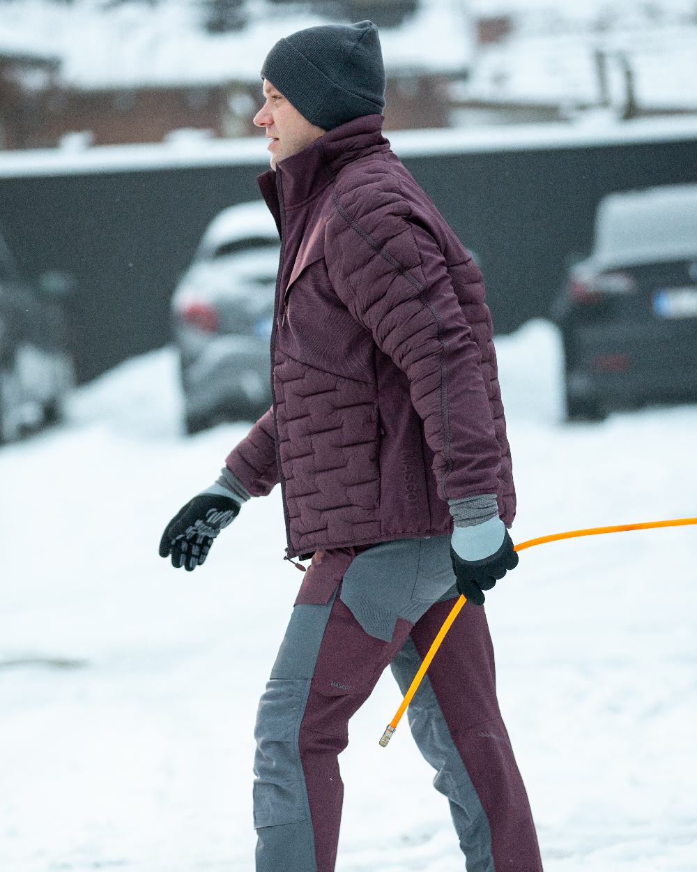 Bordeaux Coloured Mascot Workwear Mens Customized Breathable Jacket on snow background