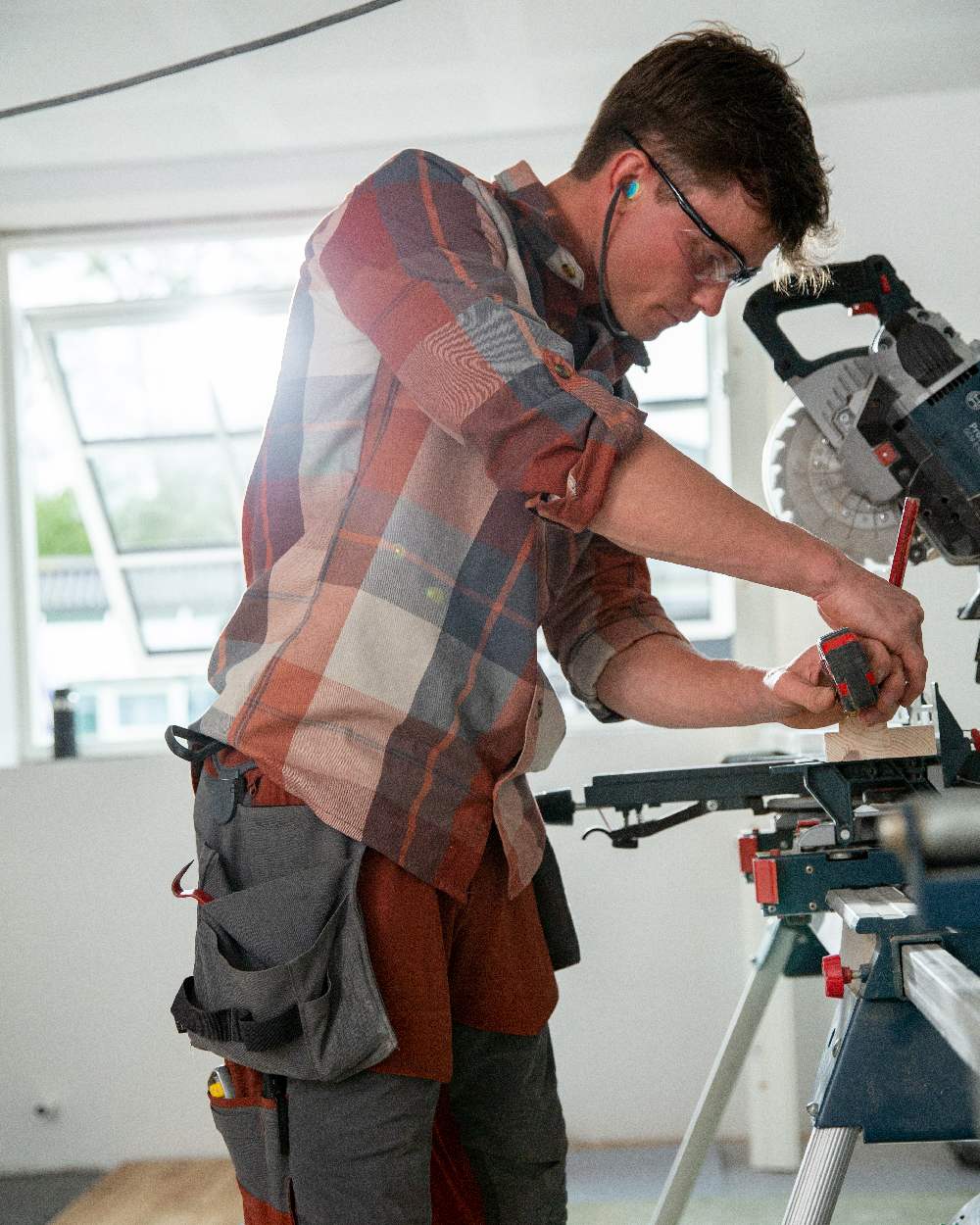 Autumn Red Checked Coloured Mascot Workwear Mens Customized Shirt on construction background