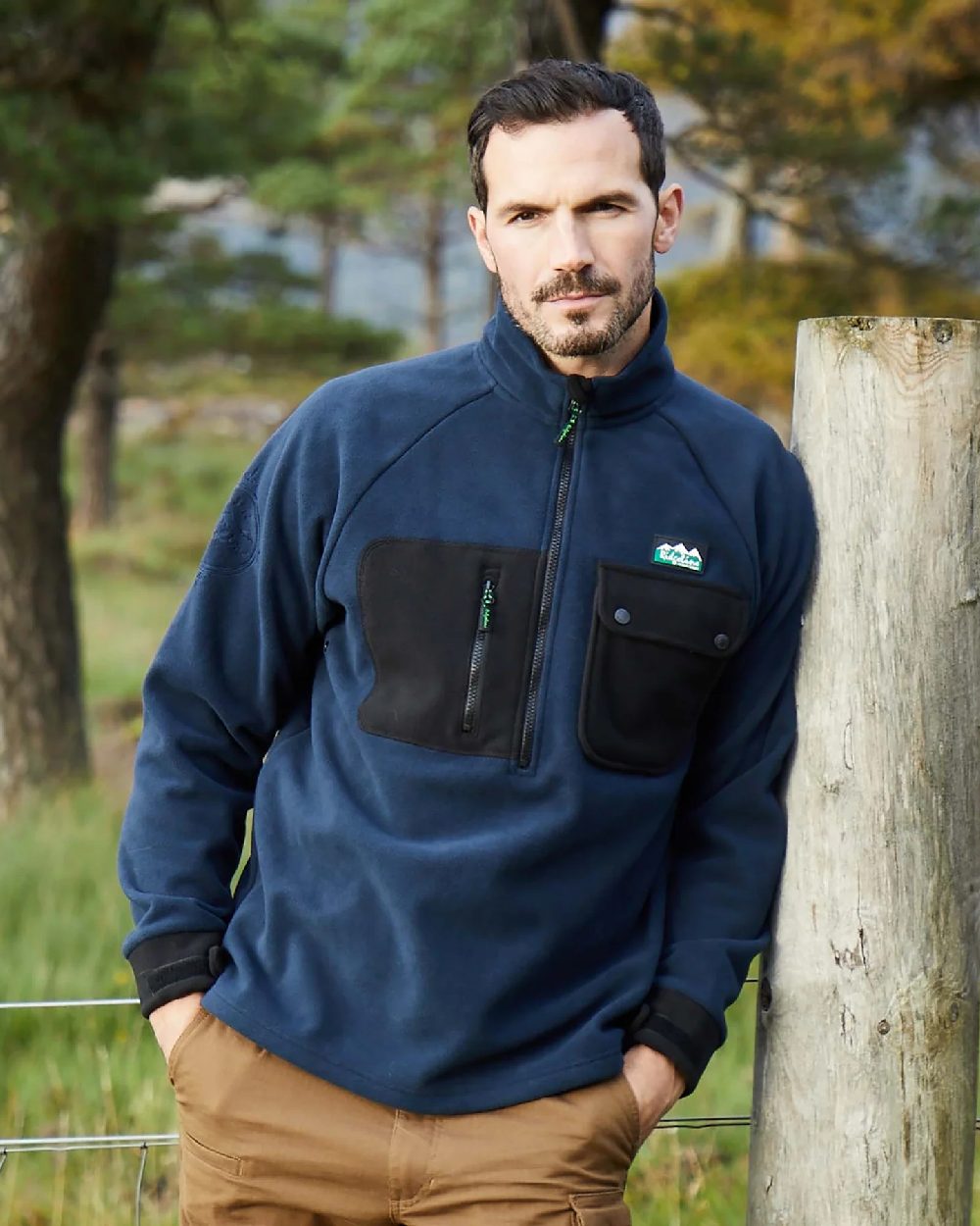 Navy coloured Ridgeline Igloo II Bush Shirt on blurry background