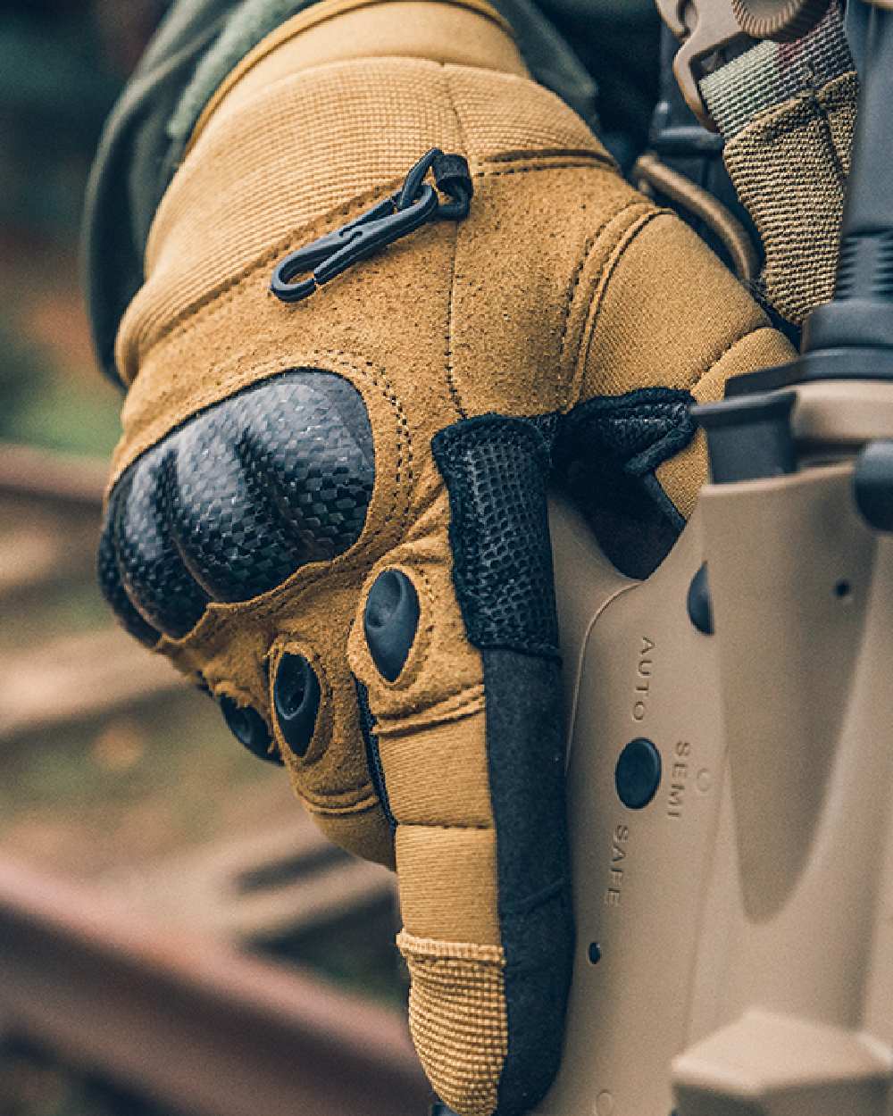 Coyote Coloured Viper Elite Gloves on blurry background