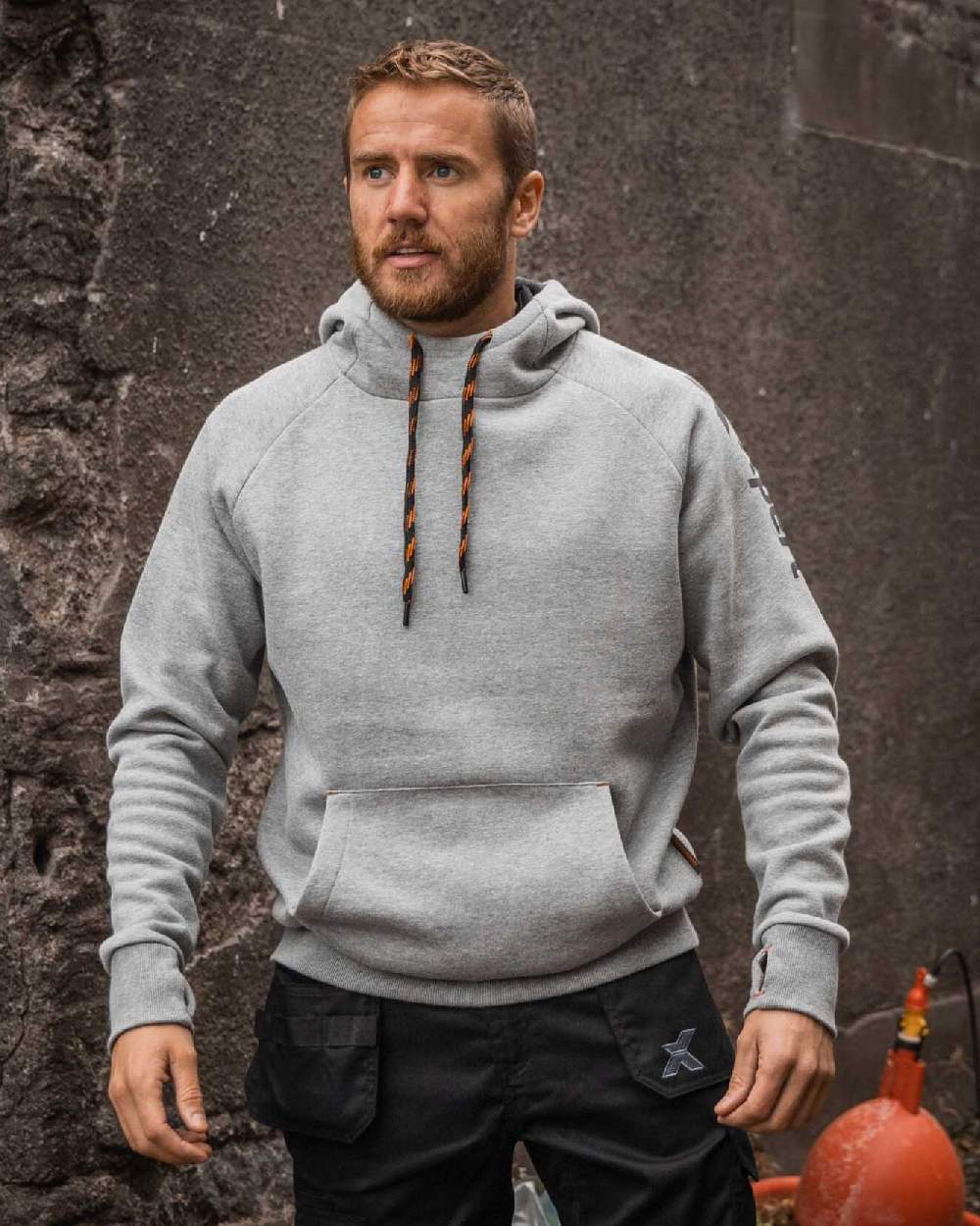 Grey Marl Coloured pert Mens Pro Pullover Hoodieon Outdoor Background