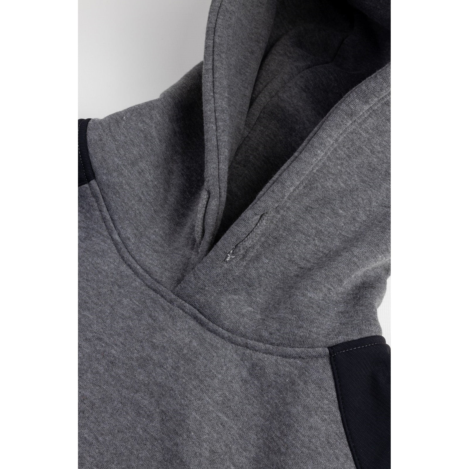 Caterpillar Essentials Hooded Sweatshirt. Dark Heather Grey. Hood