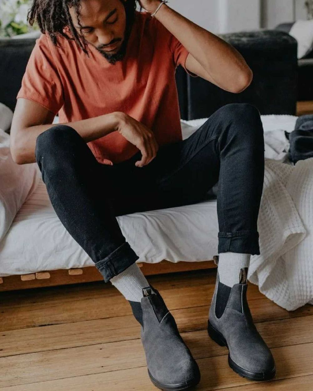 Blundstone 1910 Steel Grey Suede Leather Chelsea Boots – Hollands