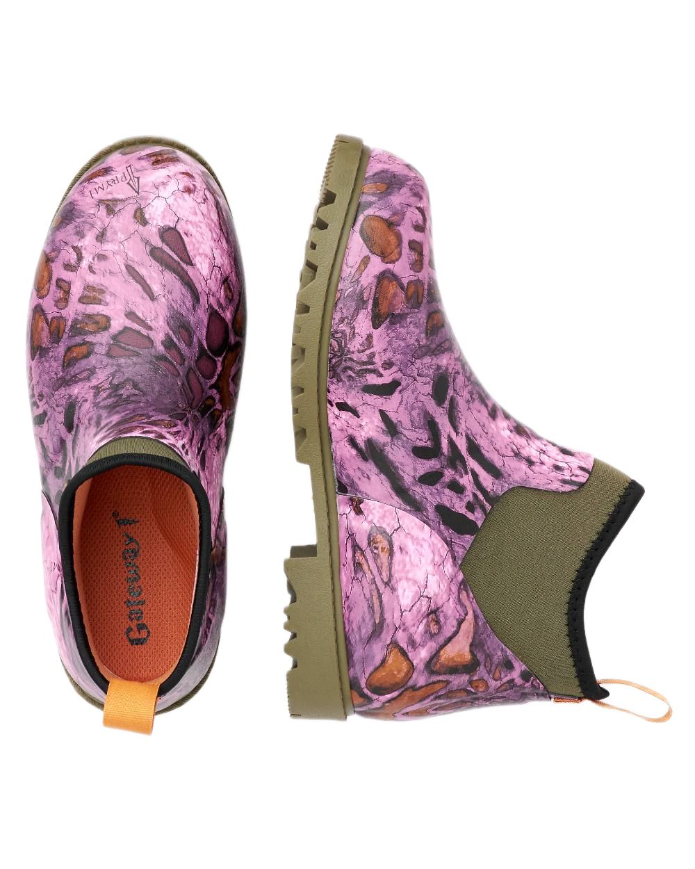 Prym1 Pink Out Coloured Gateway1 Ascot Lady 6 3mm Boots on white background 