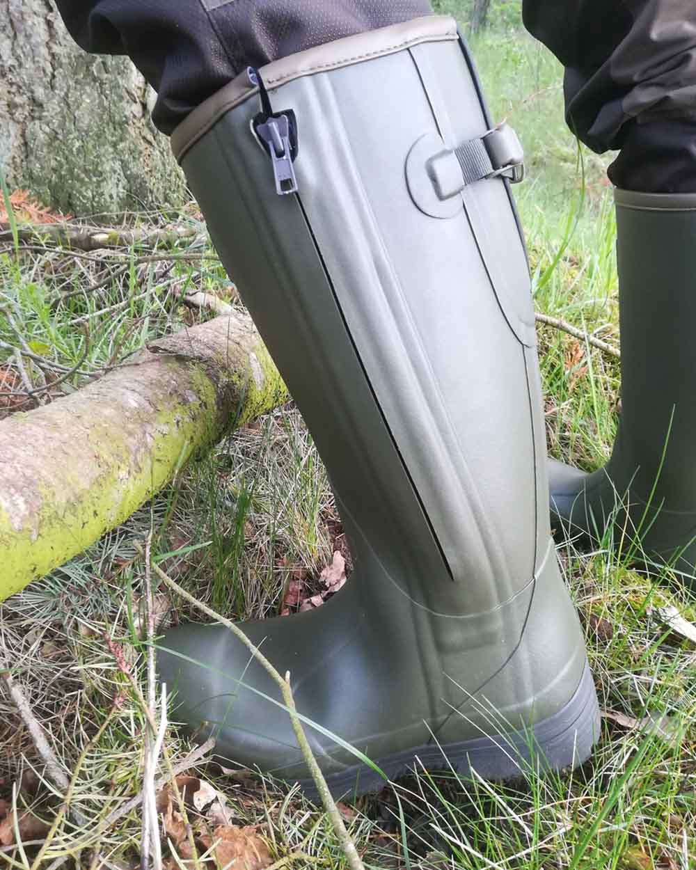 Dark Olive coloured Gateway1 Pheasant Game 18" 5mm Side-Zip Wellingtons on Field background 