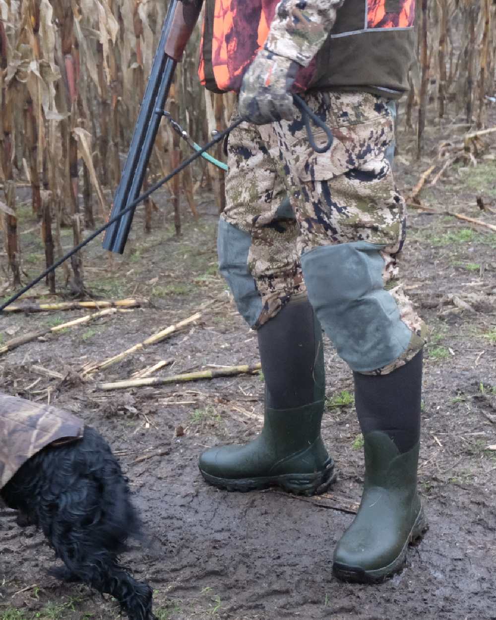 Dark Green Coloured Gateway1 Woodbeater 18" 7mm Side Zip Wellingtons on outdoor background 