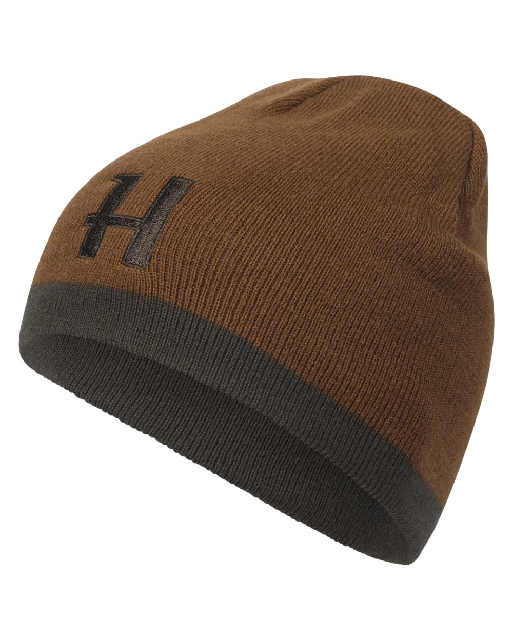 Shadow Brown Rustique Clay Coloured Harkila Reversible Beanie on white background 