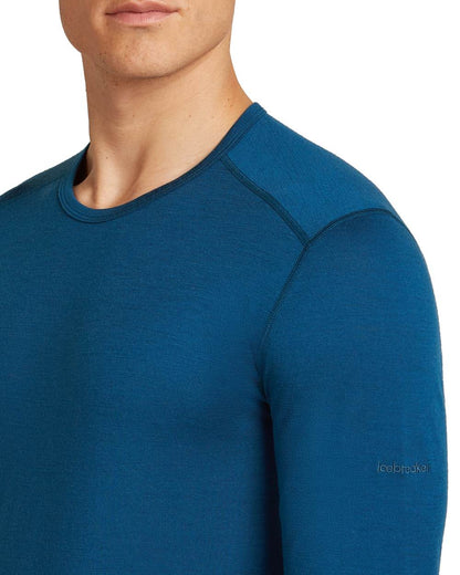 Atlantis Coloured Icebreaker Mens Merino 200 Oasis Crewe Thermal Top on white background 