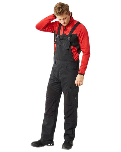 Black Coloured Mascot Workwear Mens Accelerate Stretch Zones Bib &amp; Brace With Kneepad Pockets on white background 