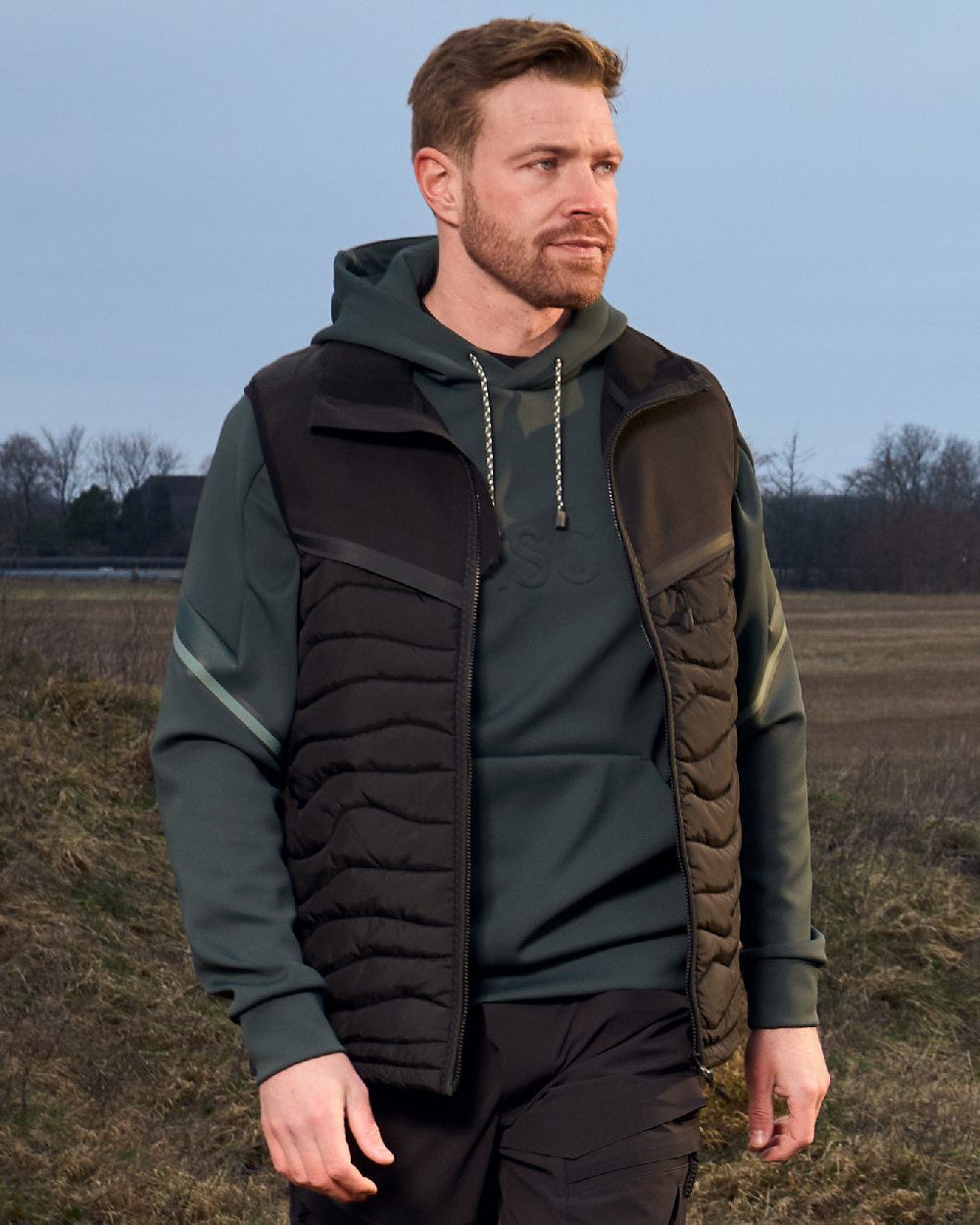 Forest Green Coloured Mascot Workwear Mens Customized Water Repellent Fleece Hoodie on outdoor background 