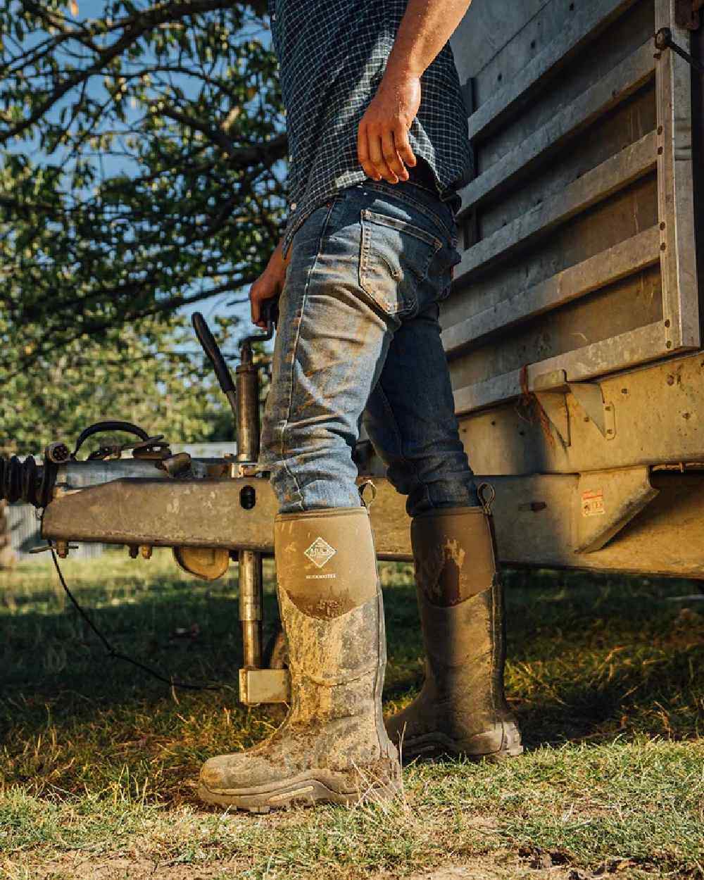 Moss Coloured Muck Boots Muckmaster Tall Boot on farm background 