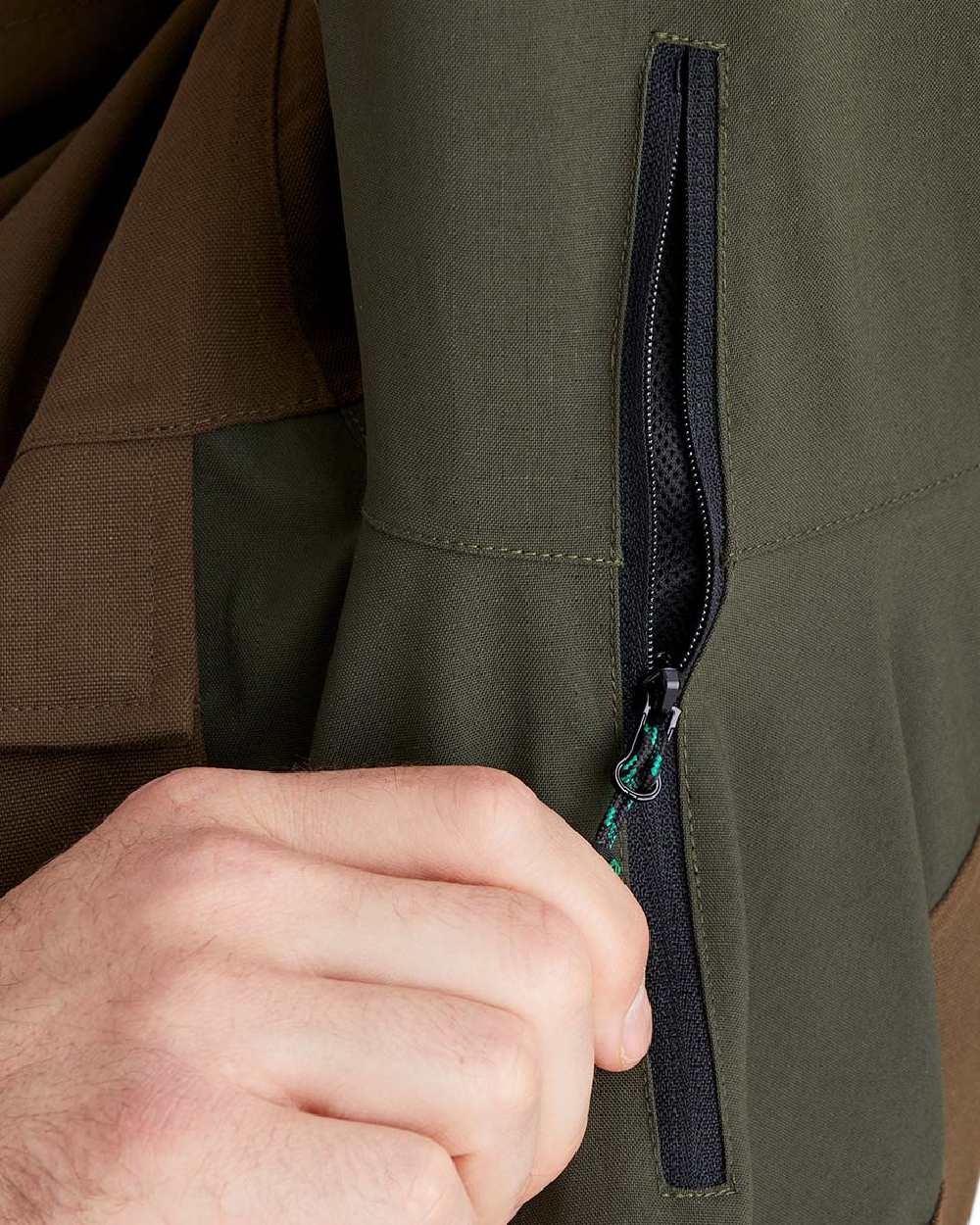 Bark Deep Forest Coloured Ridgeline Mens Cambrian Smock on white background 