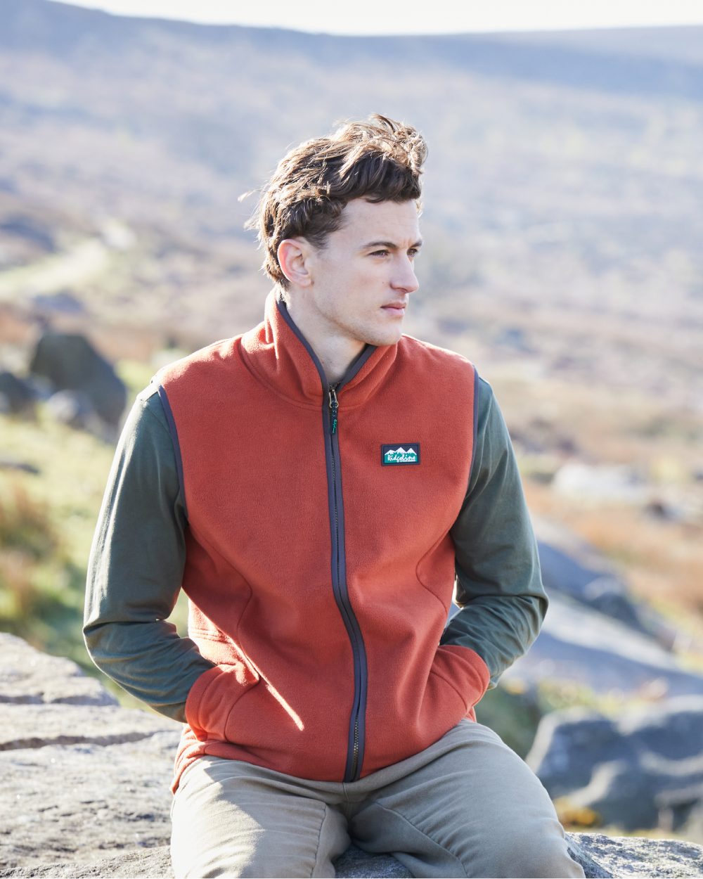 Russet Coloured Ridgeline Mens Kodiak Gilet on hilly background 