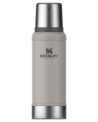 Ash coloured Stanley Classic Legendary Bottle 0.75L on white background 