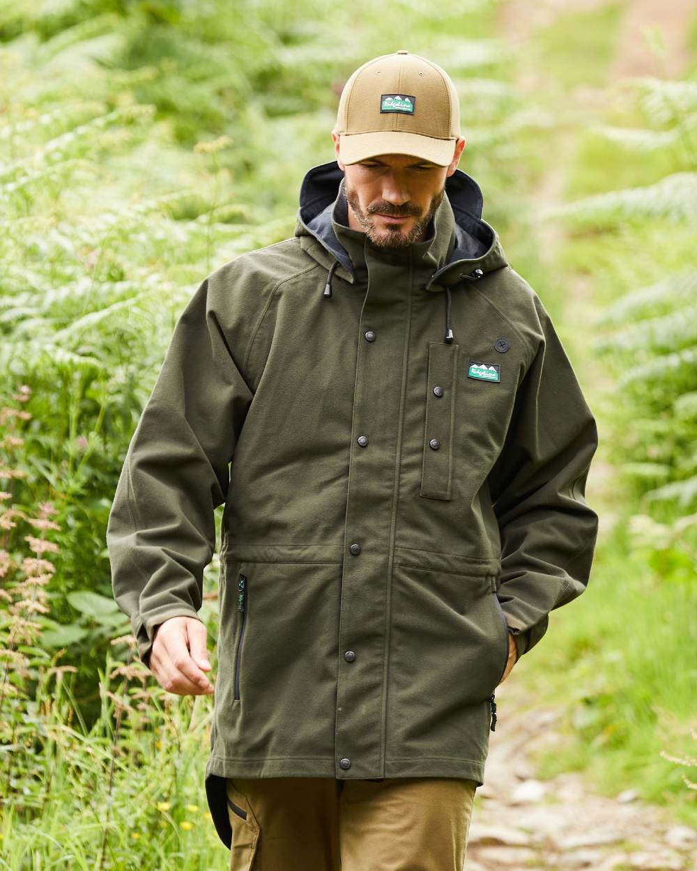 Deep Forest Coloured Ridgeline Monsoon Classic Jacket On A Forest Background 