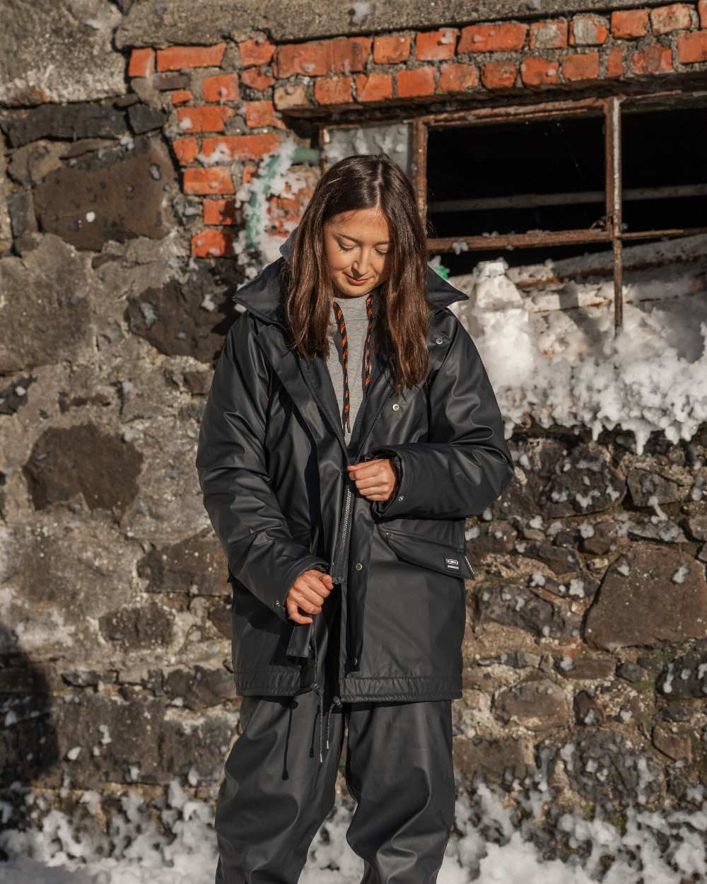 Navy Coloured Xpert Womens Swampmaster No-Sweat Thermgear Waterproof Lined Jacket on Outdoor Background
