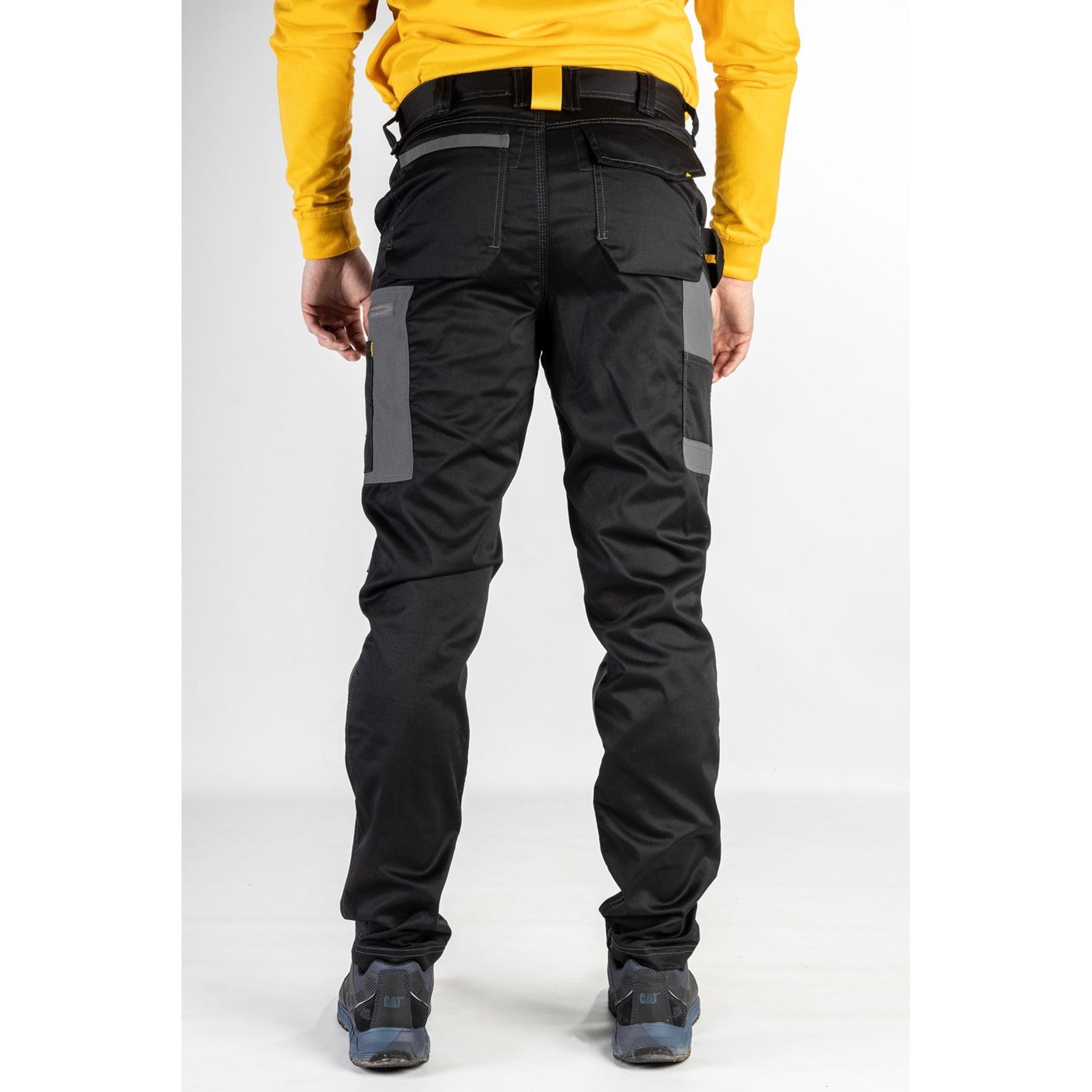 Caterpillar Essentials Stretch Cargo Trouser in Black Dark Shadow