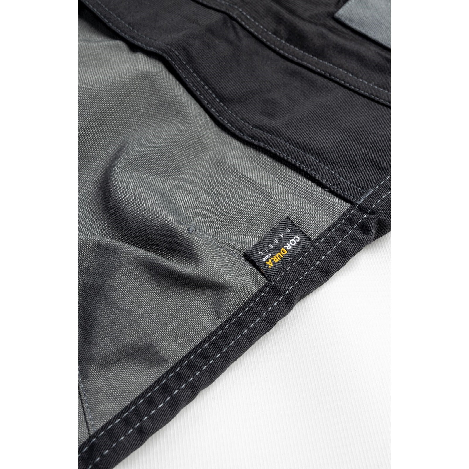 Caterpillar Essentials Stretch Knee Pocket in Dark Shadow Black