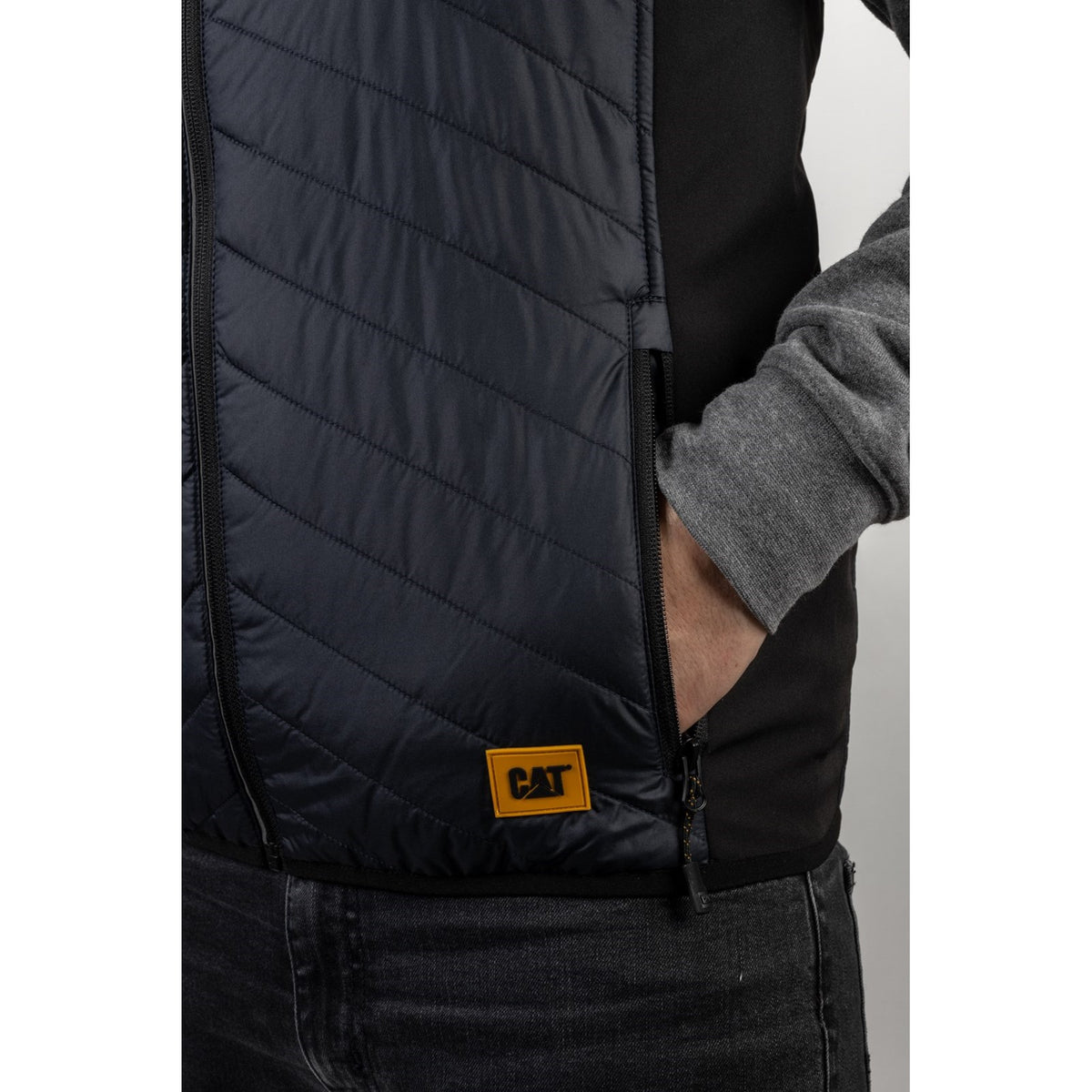 Caterpillar Trades Hybrid Body Warmer in Navy