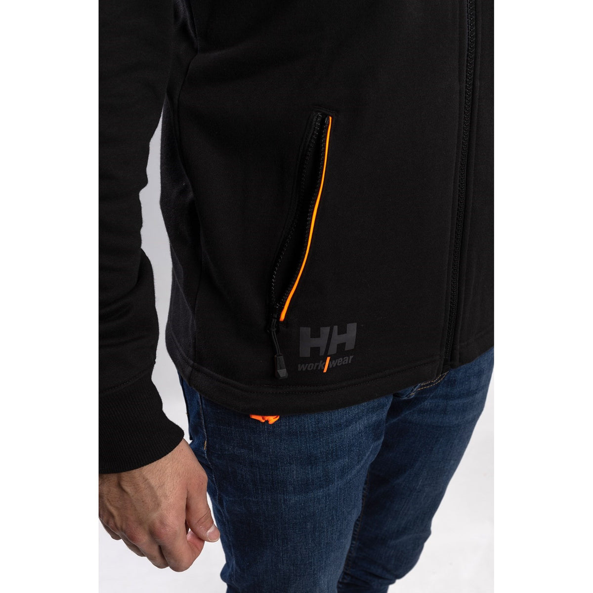 Helly Hansen Chelsea Evolution Hood in Black