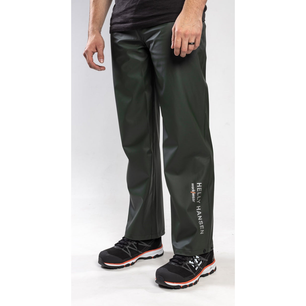 Helly Hansen Voss Pant in Dark Green