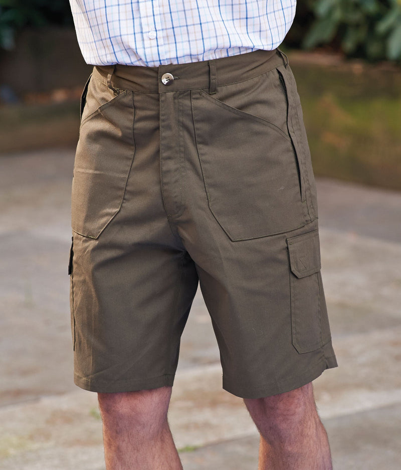 Champion shorts with lots of pockets